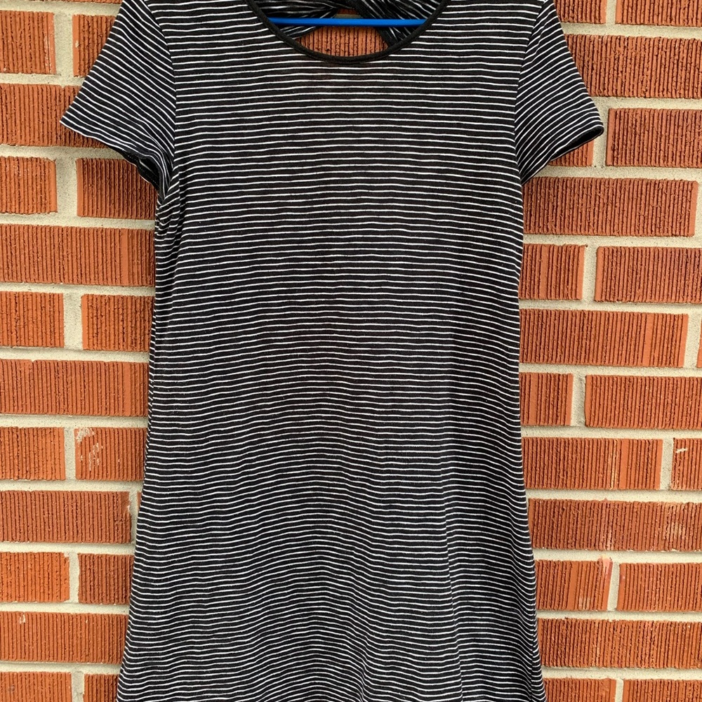 Gap navy/white striped summer dress.